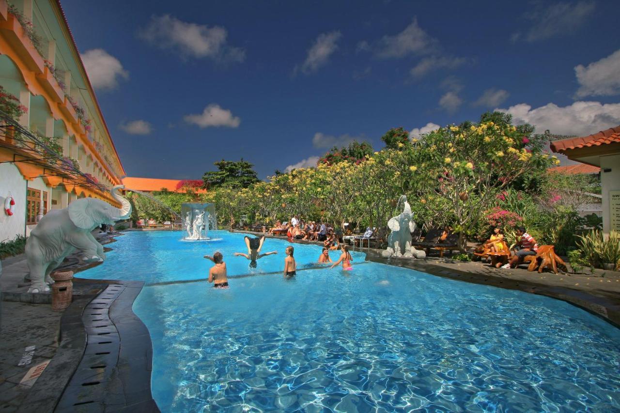 Hotel Febri's &